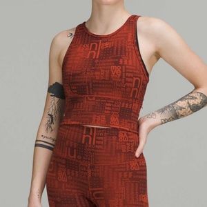 Lululemon Power Pivot Everlux Tank Top *Motif
Lululemon Ombre Red Multi NWT 6